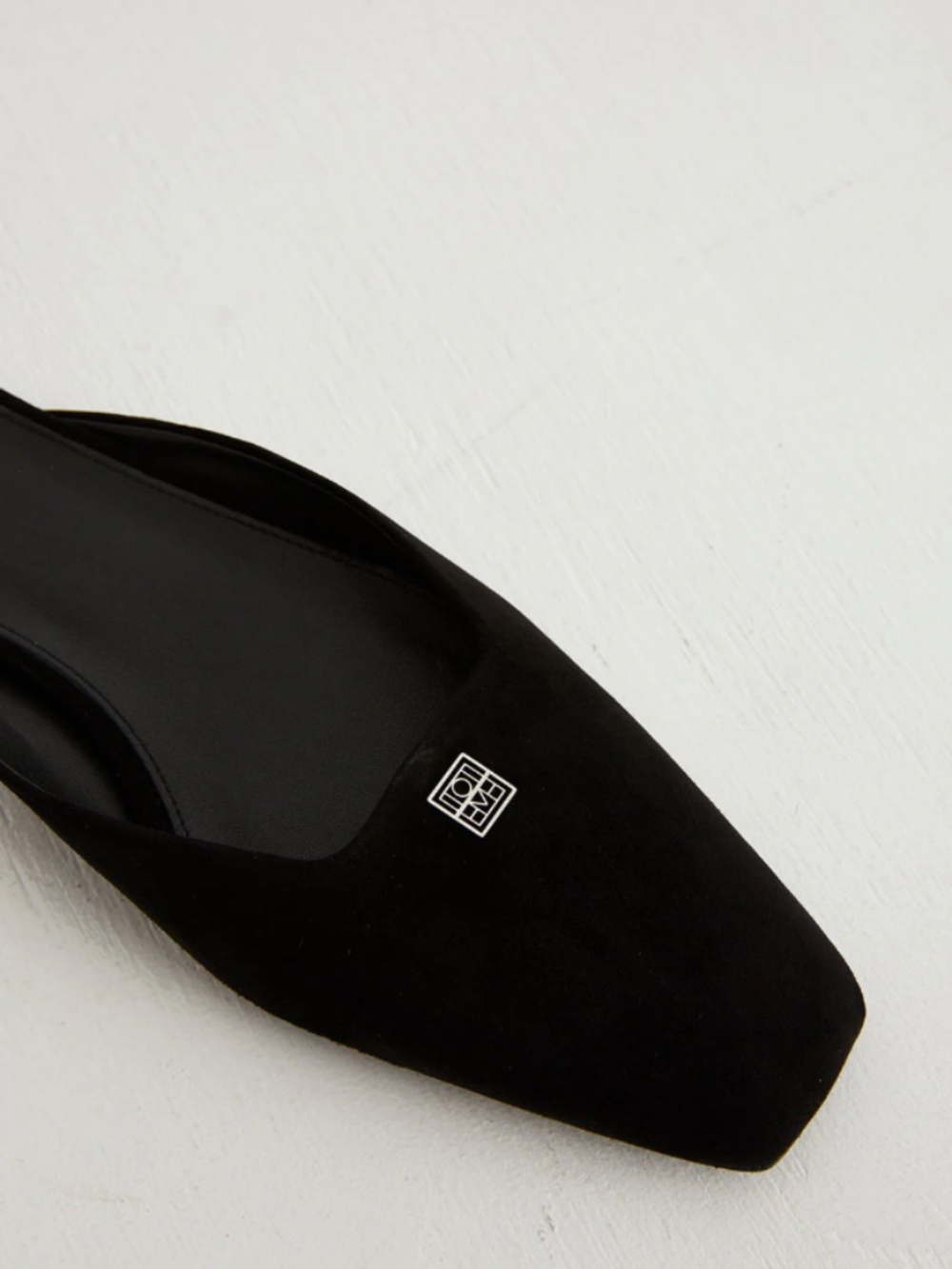 ★100% Authentic NEW Org. $530 Toteme Suede Flat Mules Black EU40★ - Picture 4 of 10
